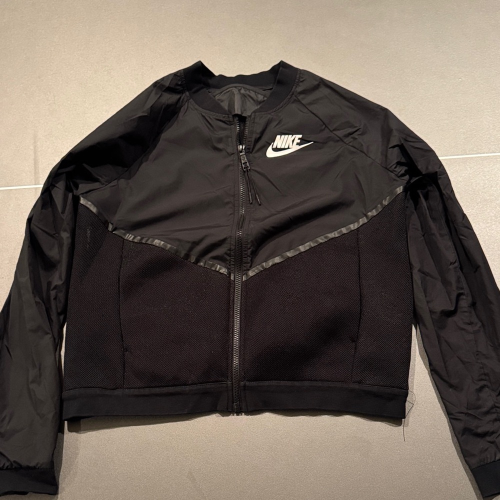 Nike Black and Gray Zip-Up Jacket